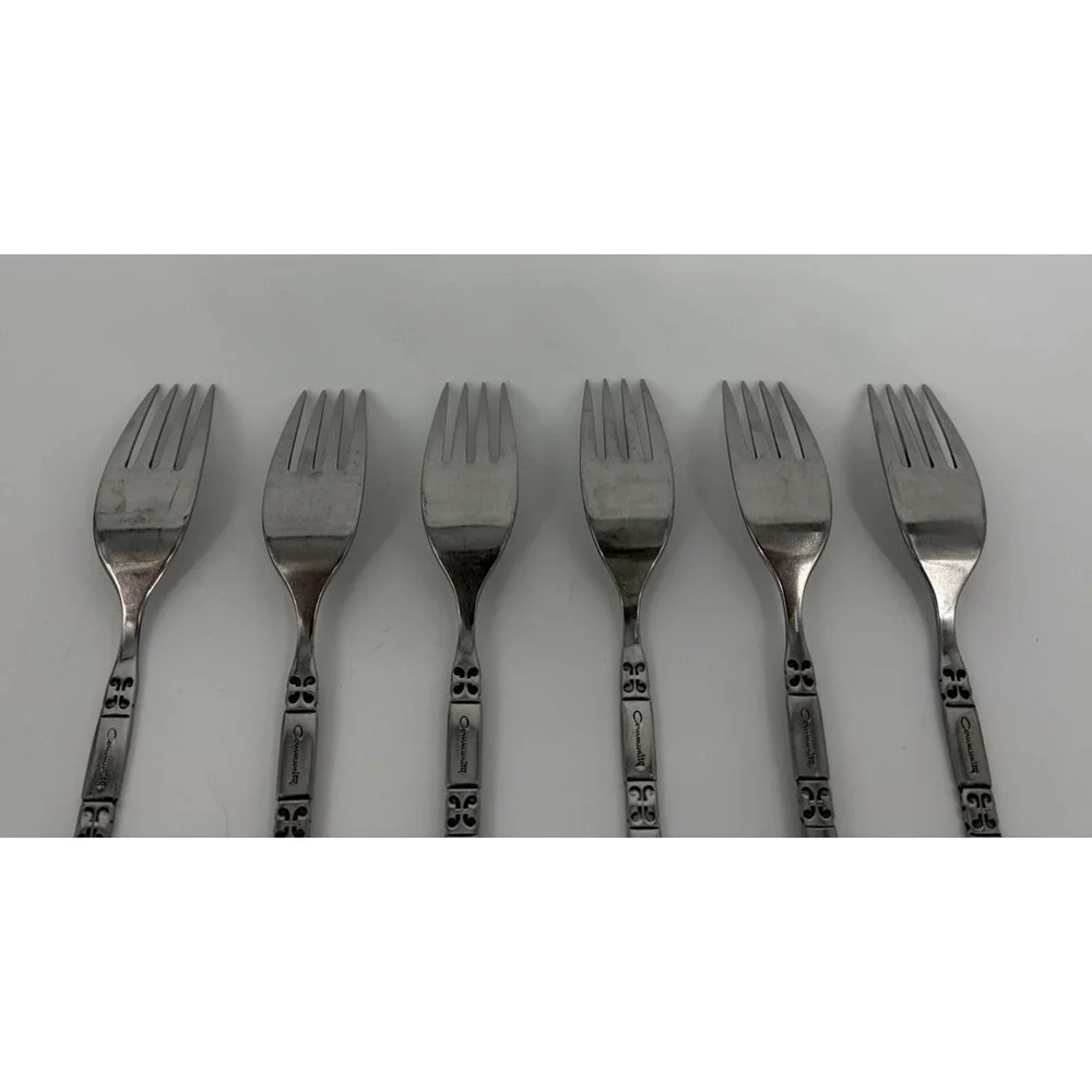 Oneida Community Madrid Dinner Forks Set of 6 No Black Accents Vintage